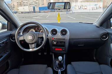 Хетчбек SEAT Ibiza 2008 в Києві