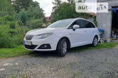 Хэтчбек SEAT Ibiza 2011 в Львове