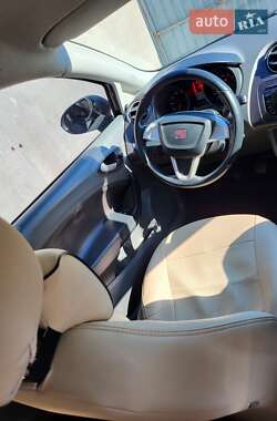 Хэтчбек SEAT Ibiza 2010 в Василькове