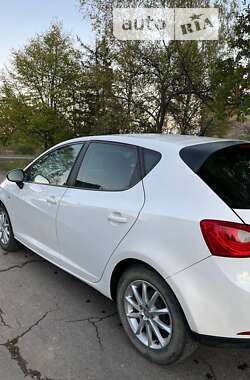 Хэтчбек SEAT Ibiza 2011 в Рожнятове