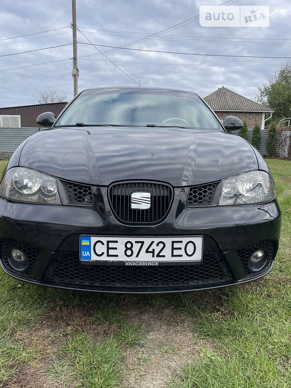 Хетчбек SEAT Ibiza 2008 в Чернівцях