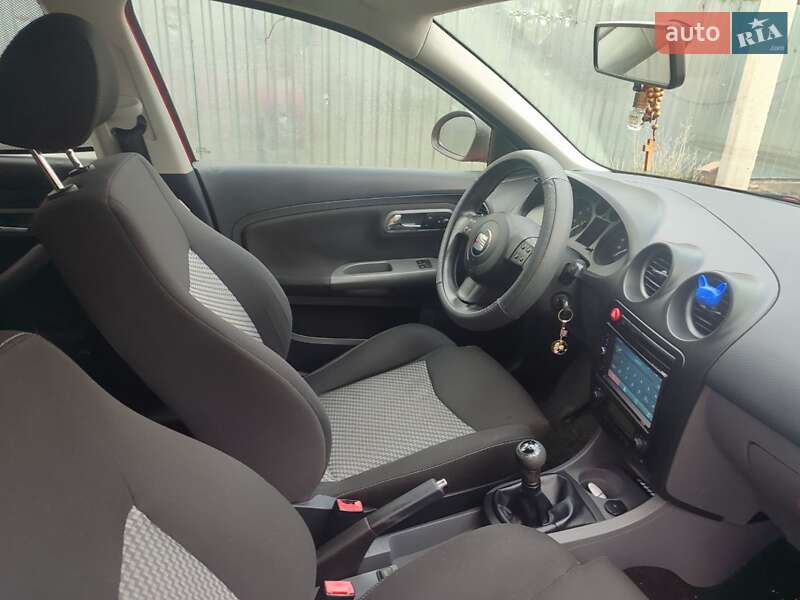 Хэтчбек SEAT Ibiza 2009 в Корсуне-Шевченковском