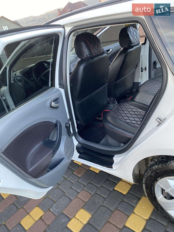 Універсал SEAT Ibiza 2010 в Перегінське