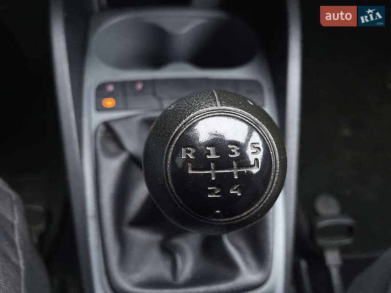 Хетчбек SEAT Ibiza 2013 в Києві