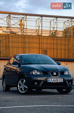 Хетчбек SEAT Ibiza 2008 в Києві