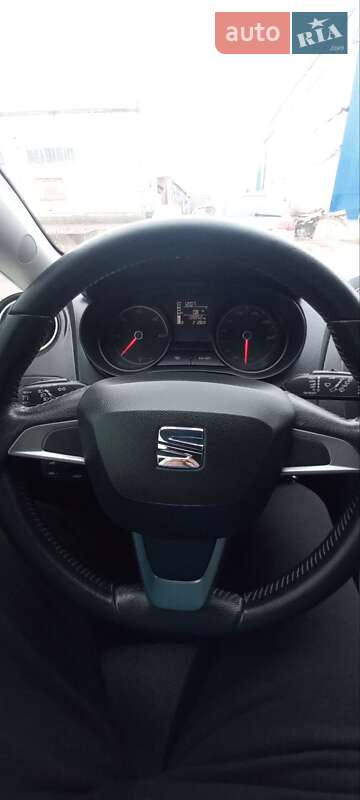 Хэтчбек SEAT Ibiza 2015 в Чернигове