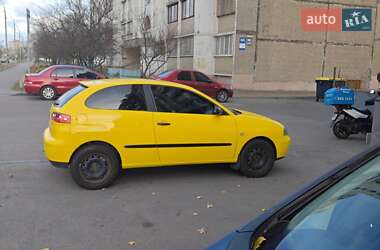 Хэтчбек SEAT Ibiza 2004 в Киеве