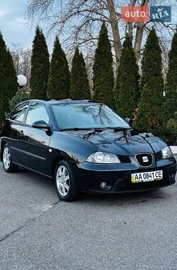 Хэтчбек SEAT Ibiza 2006 в Киеве