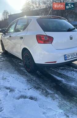 Хэтчбек SEAT Ibiza 2010 в Запорожье