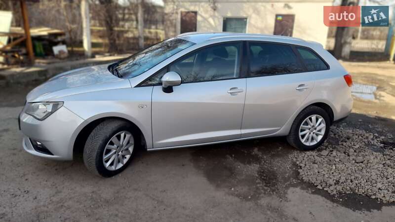Хетчбек SEAT Ibiza 2013 в Калуші
