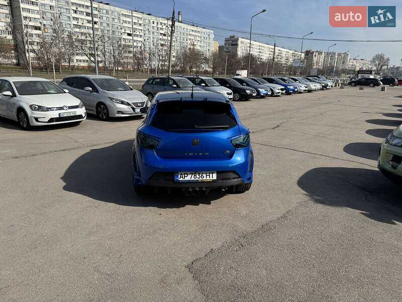Хэтчбек SEAT Ibiza 2011 в Запорожье фото 5 Хэтчбек SEAT Ibiza 2011 в Запорожье