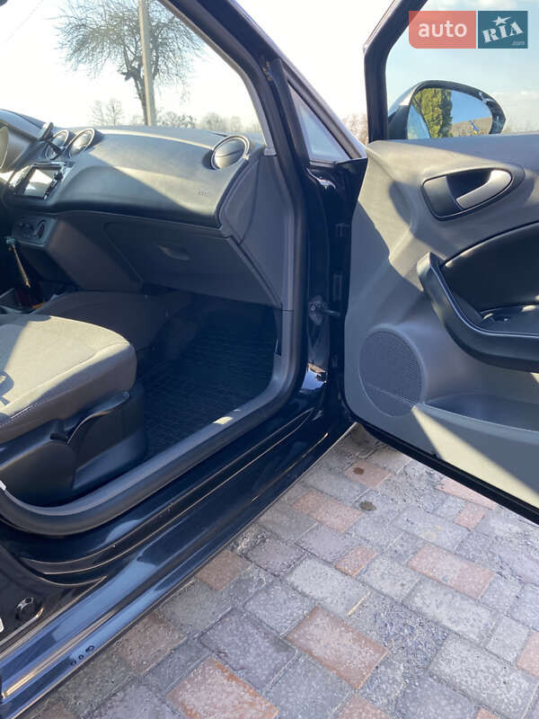 Універсал SEAT Ibiza 2011 в Звягелі