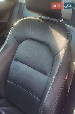 Хэтчбек SEAT Ibiza 2011 в 