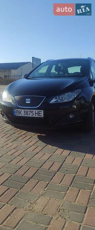 Хетчбек SEAT Ibiza 2011 в Рівному