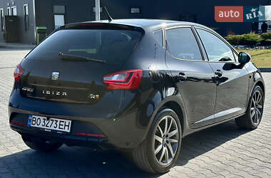 Хэтчбек SEAT Ibiza 2012 в 