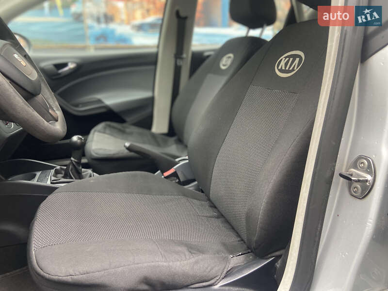 Хетчбек SEAT Ibiza 2013 в Києві