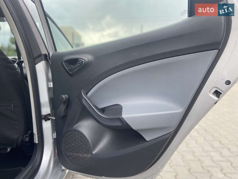 Хетчбек SEAT Ibiza 2013 в Києві