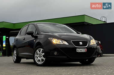 Хэтчбек SEAT Ibiza 2011 в 