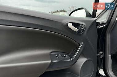 Хэтчбек SEAT Ibiza 2011 в 