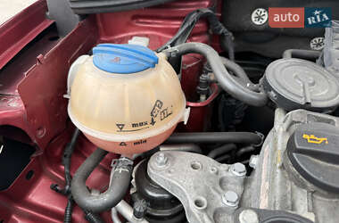 Хетчбек SEAT Ibiza 2011 в 