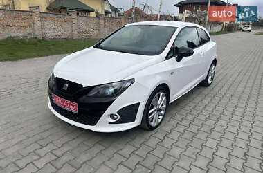 Хэтчбек SEAT Ibiza 2011 в 