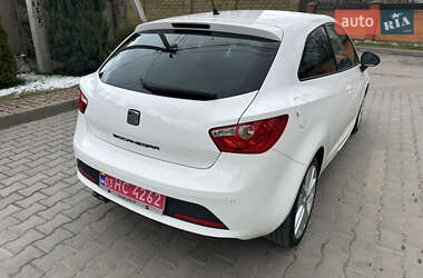 Хэтчбек SEAT Ibiza 2011 в 