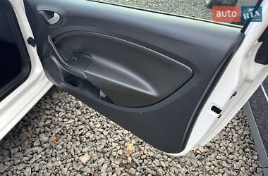 Хэтчбек SEAT Ibiza 2011 в 