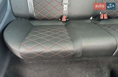 Хэтчбек SEAT Ibiza 2011 в 