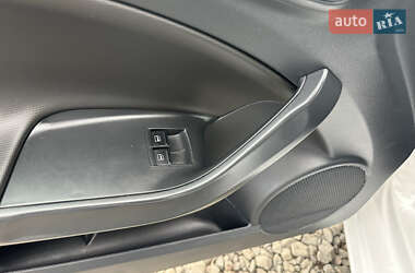 Хэтчбек SEAT Ibiza 2011 в 