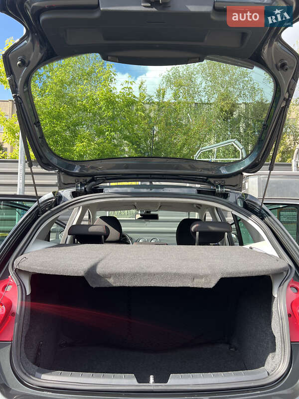 Хетчбек SEAT Ibiza 2010 в Ковелі