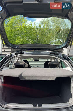Хэтчбек SEAT Ibiza 2010 в 