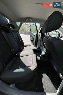 Хэтчбек SEAT Ibiza 2010 в 