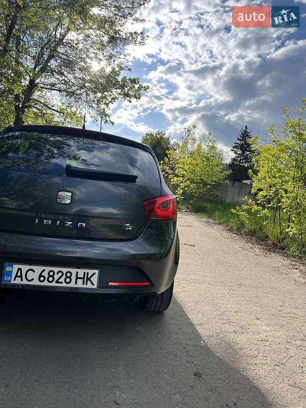 Хетчбек SEAT Ibiza 2010 в Ковелі
