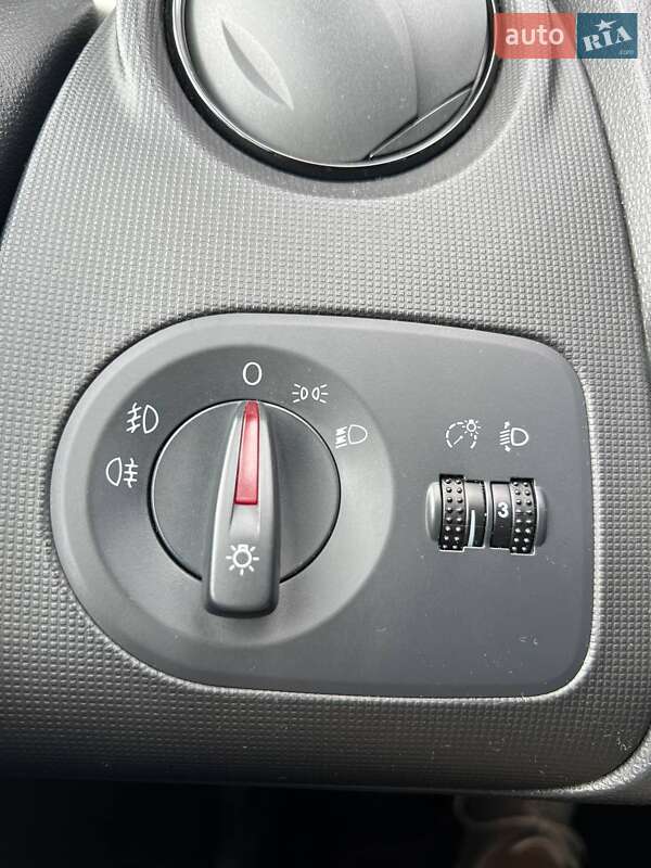 Хетчбек SEAT Ibiza 2010 в Ковелі