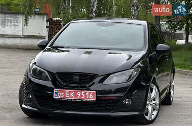 Хэтчбек SEAT Ibiza 2012 в 