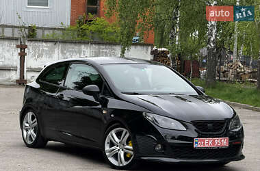 Хэтчбек SEAT Ibiza 2012 в 