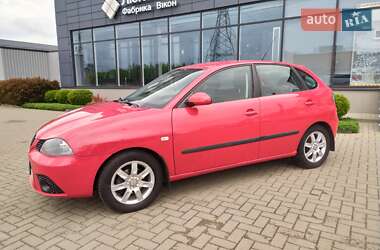 Хетчбек SEAT Ibiza 2006 в 