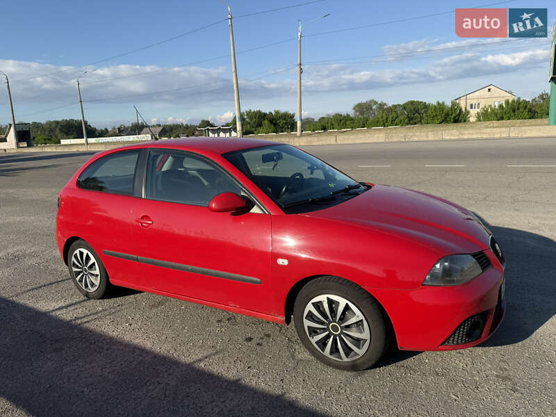 Хетчбек SEAT Ibiza 2007 в Кам'янському