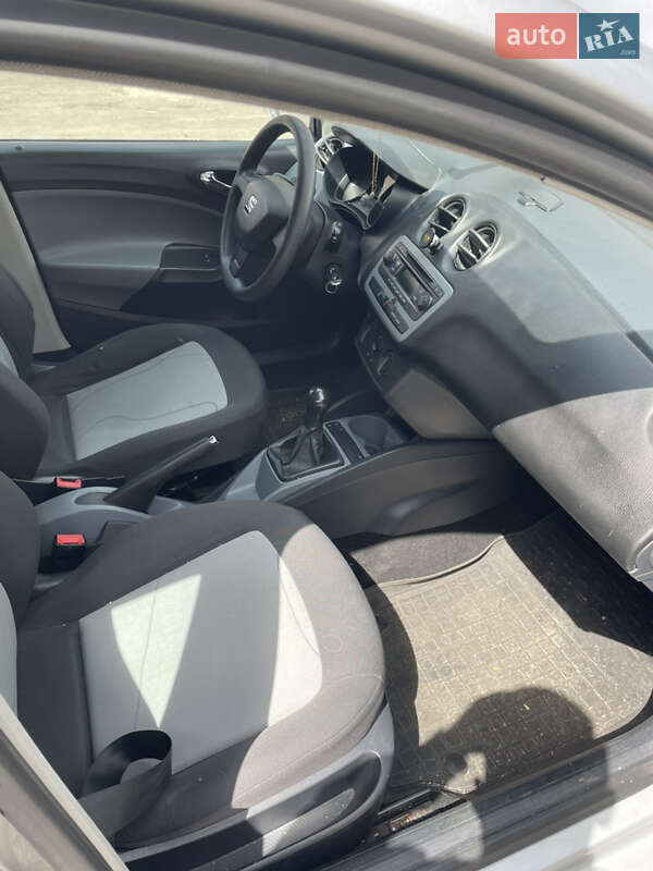 Хетчбек SEAT Ibiza 2014 в Києві