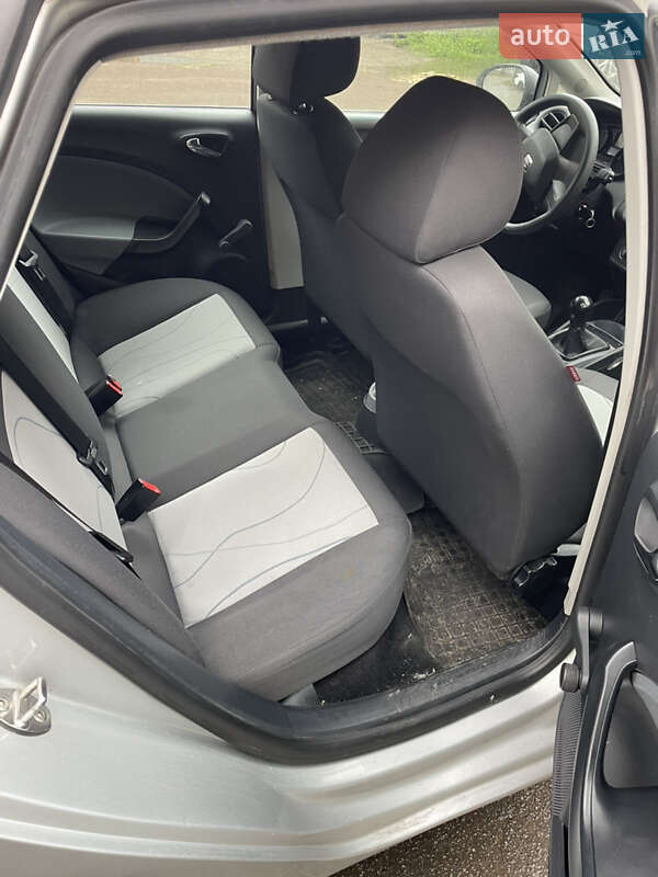 Хетчбек SEAT Ibiza 2014 в Києві