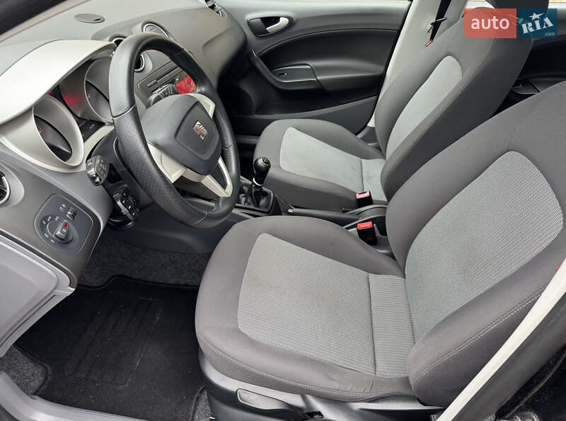 Универсал SEAT Ibiza 2011 в Луцке