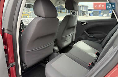 Хэтчбек SEAT Ibiza 2011 в 