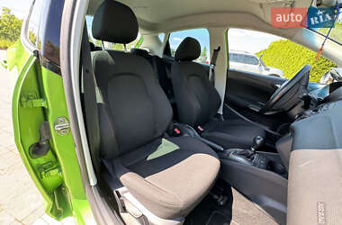 Хэтчбек SEAT Ibiza 2012 в 