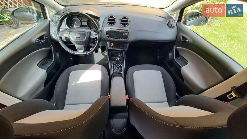 Хетчбек SEAT Ibiza 2013 в Калуші