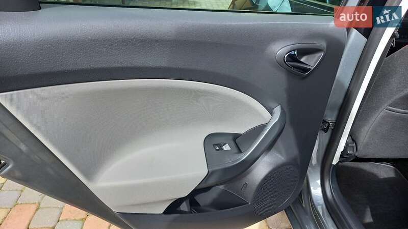 Хетчбек SEAT Ibiza 2013 в Калуші