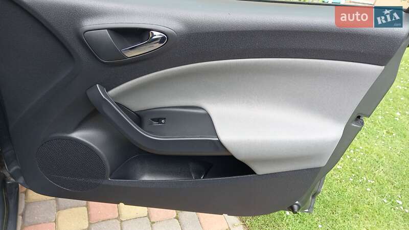 Хетчбек SEAT Ibiza 2013 в Калуші