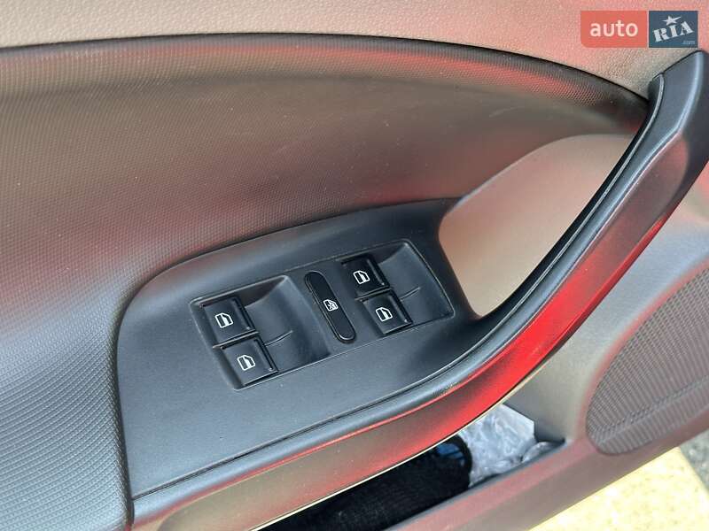 Универсал SEAT Ibiza 2012 в Киеве