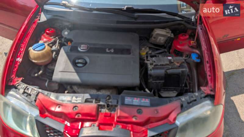 Хетчбек SEAT Ibiza 2006 в Кривому Розі