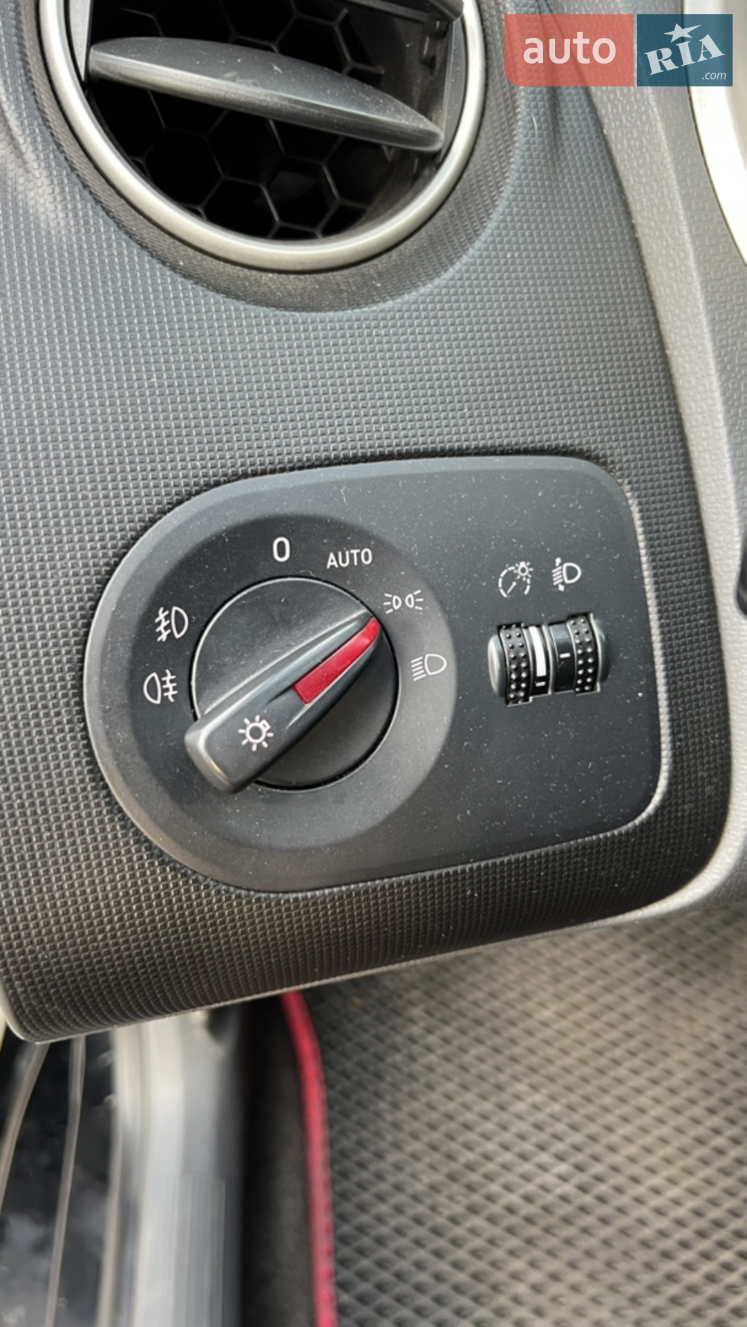 2011 SEAT Ibiza - мініатюра 13