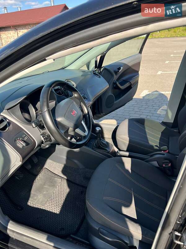 Универсал SEAT Ibiza 2011 в Киеве